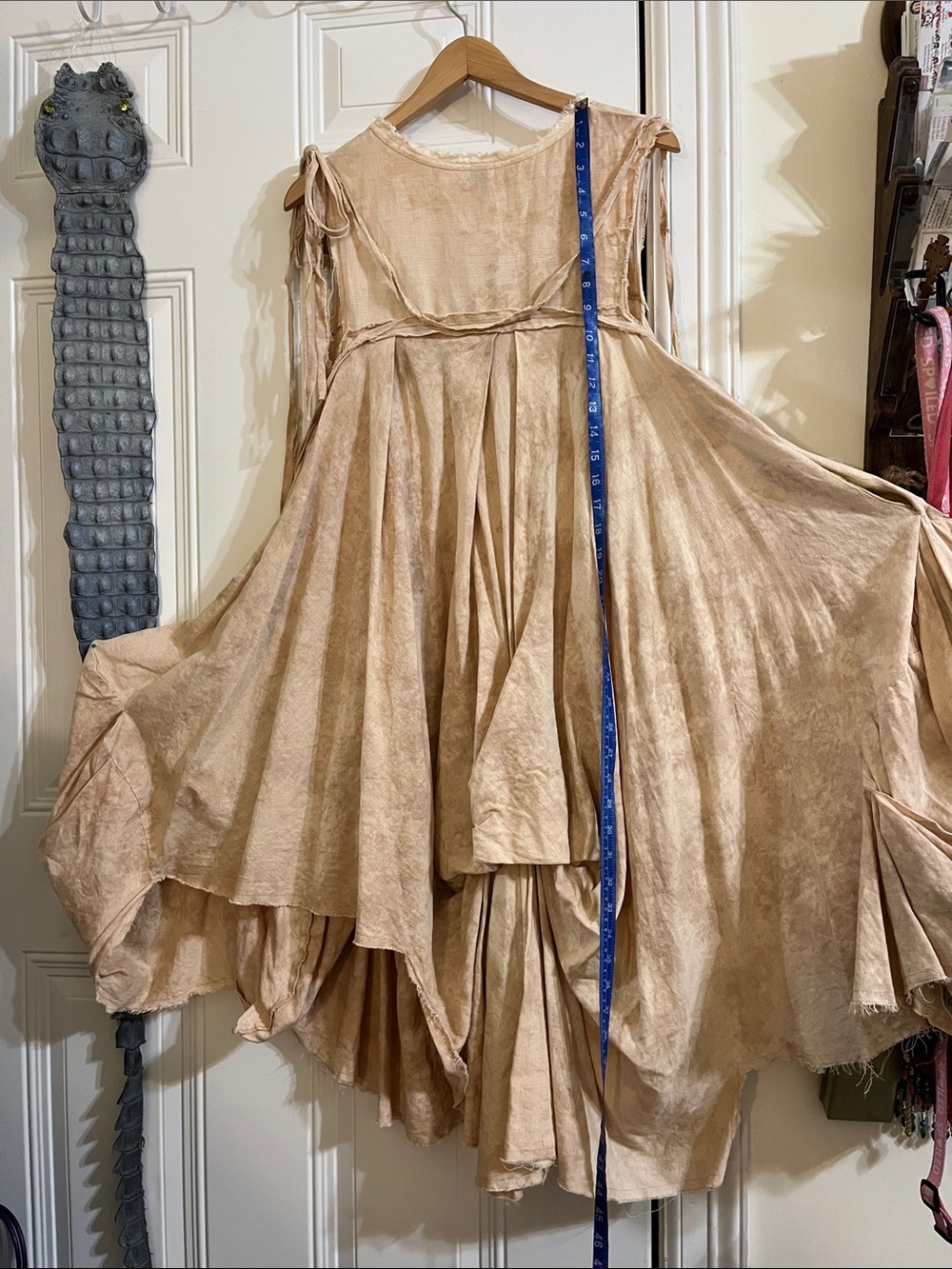 Dress - Picture 6 of 10